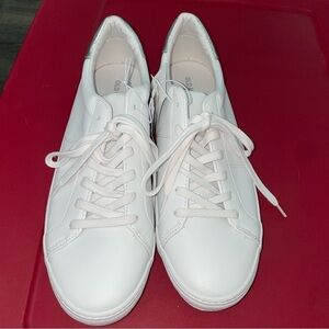 Women's Old Navy Classic Court Sneaker, White/Silver Size 10 NWT, Bridal Coastal